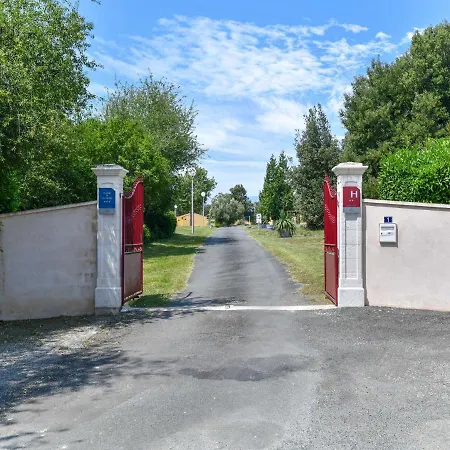 Holiday home With Swimming Pool And Activities