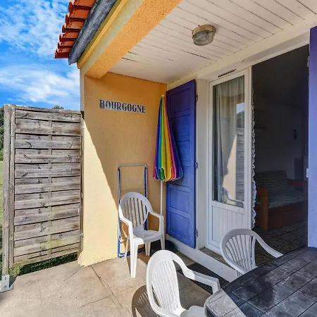 Holiday home With Swimming Pool And Activities